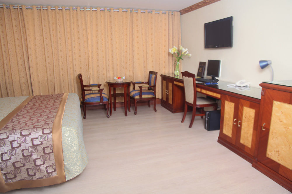 Hotel Oro Inn Lima Exterior photo